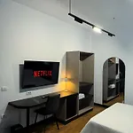 Days Free Parking Apartment