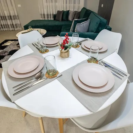 Tirana Days Free Parking Apartment *