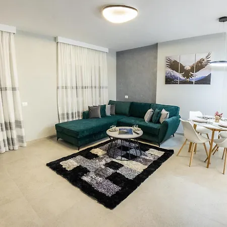 Tirana Days Free Parking Apartment Tirana