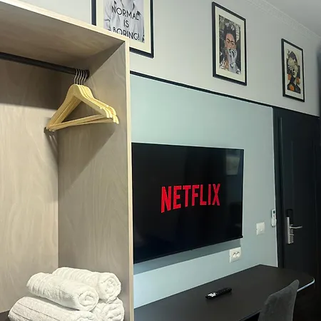 Apartamento Days Free Parking Tirana