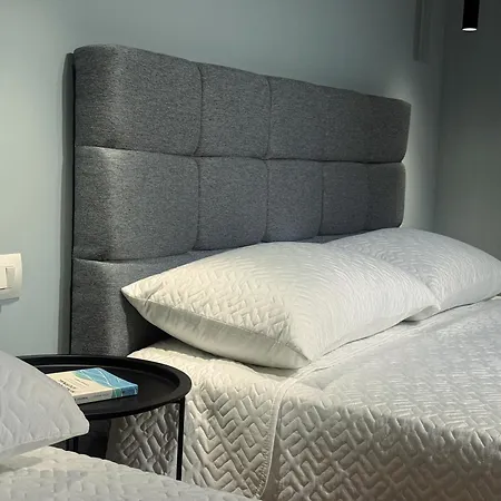 Days Free Parking Apartamento Tirana