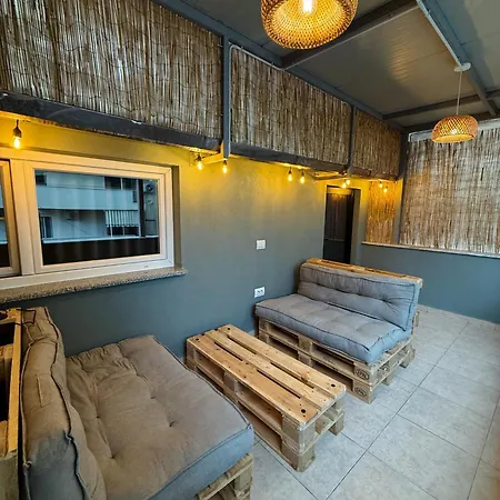 Days Free Parking Apartamento Tirana