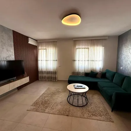 Apartment Days Free Parking Tirana