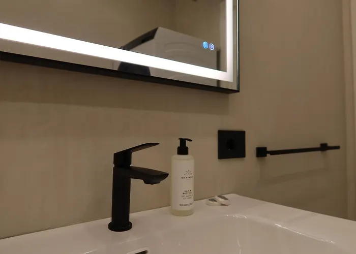 Days Free Parking Tirana